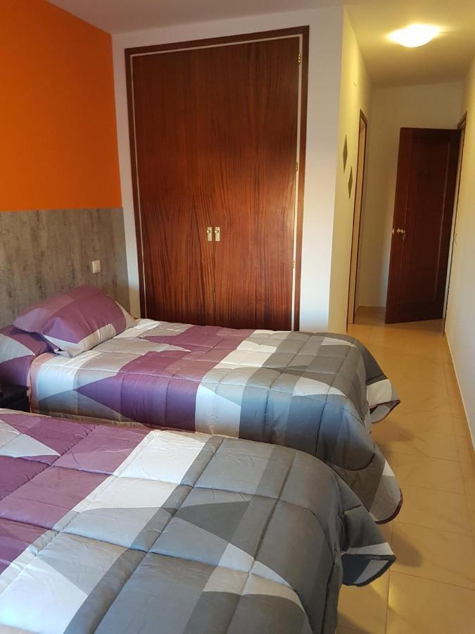 פיגוארז Hostal Galicia מראה חיצוני תמונה