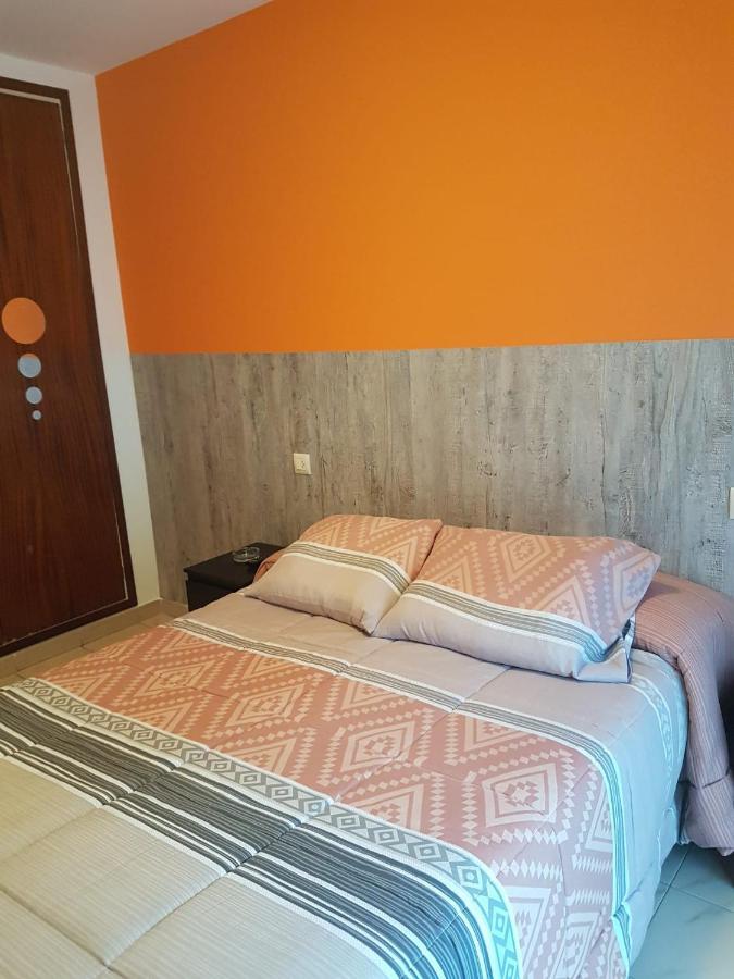 פיגוארז Hostal Galicia מראה חיצוני תמונה